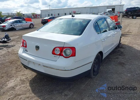 2008 Volkswagen Passat Lux from USA, damaged, VIN WVWEK73CX8E198325